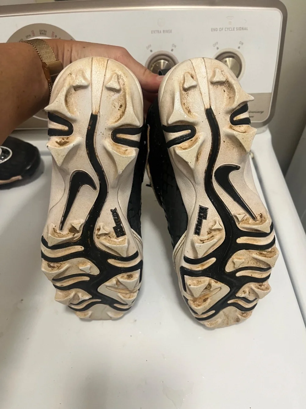 Nike Fast Flex Trout 27 Cleats 4Y